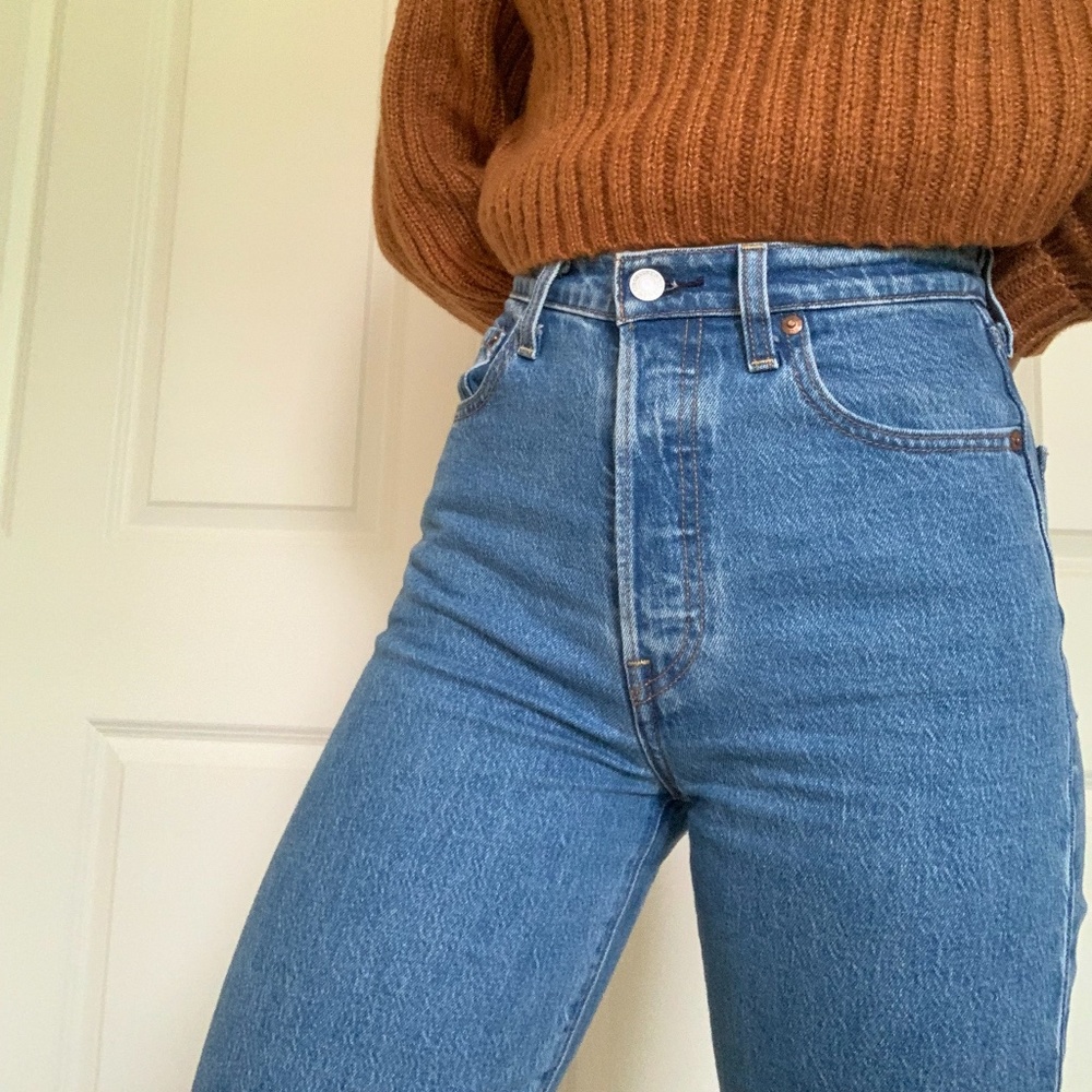 Ribcage straight ankle Levi’s!!